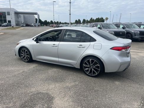 Used 2020 Toyota Corolla SE FWD image 4