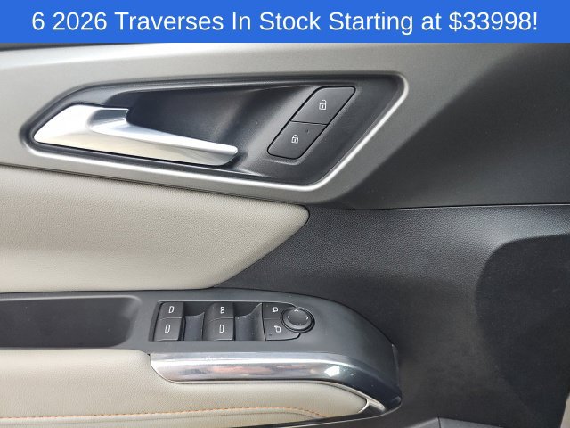 Used 2026 Chevrolet Traverse LT w/ Driver Confidence Package FWD image 30