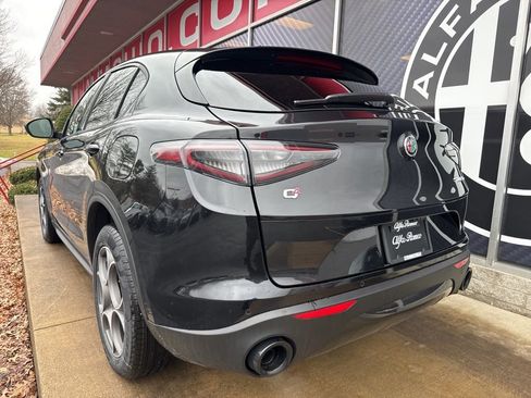New 2026 Alfa Romeo Stelvio Sprint AWD/4WD image 8