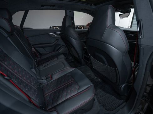 Used 2024 Audi RS Q8 AWD/4WD image 32