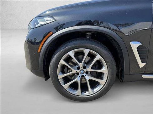 Used 2024 BMW X5 xDrive40i w/ Parking Assistance Package AWD/4WD image 22