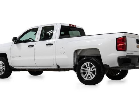 Used 2018 Chevrolet Silverado 1500 W/T RWD image 4