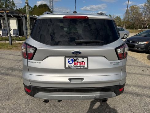 Used 2017 Ford Escape Titanium w/ Equipment Group 301A FWD image 4