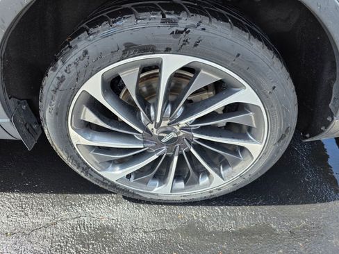 Used 2021 Lincoln Aviator Reserve w/ Equipment Group 201A image 9