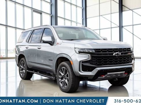 Used 2024 Chevrolet Tahoe Z71 w/ Luxury Package AWD/4WD image 28