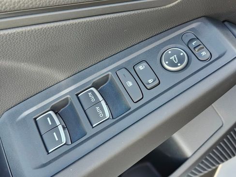 New 2025 Honda Accord LX image 27