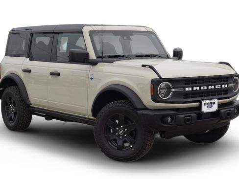 New 2025 Ford Bronco Big Bend w/ Black Diamond Package image 3