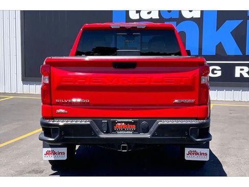 Used 2024 Chevrolet Silverado 1500 ZR2 w/ Technology Package AWD/4WD image 4