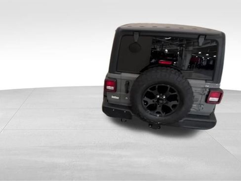 Used 2022 Jeep Wrangler Unlimited Sport image 18