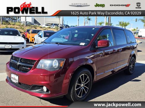 Used 2017 Dodge Grand Caravan SXT w/ Blacktop Package image 1