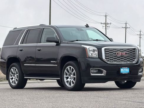Used 2020 GMC Yukon Denali image 9