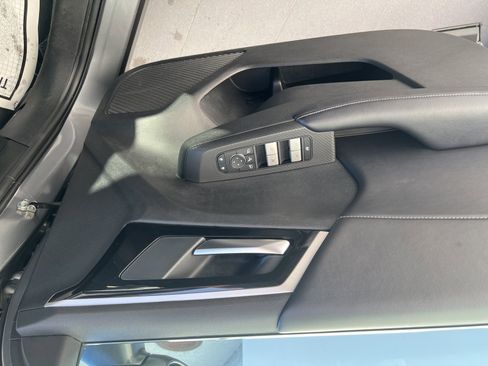 Used 2024 Mitsubishi Outlander SE image 8