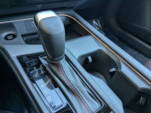 New 2026 Nissan Sentra SR w/ Floor Mat Package image 15