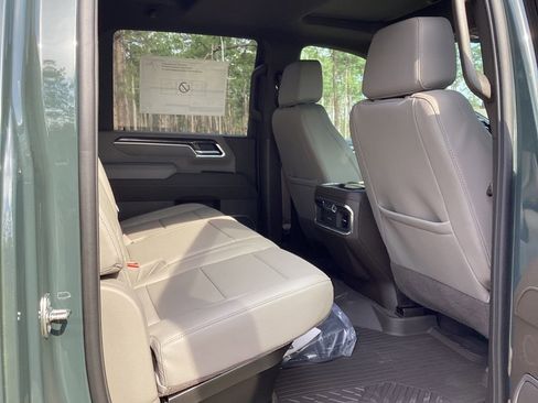 New 2026 Chevrolet Silverado 2500 LTZ w/ LTZ Premium Package AWD/4WD image 21
