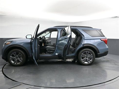 New 2026 Ford Explorer Active w/ Active Comfort Package image 39