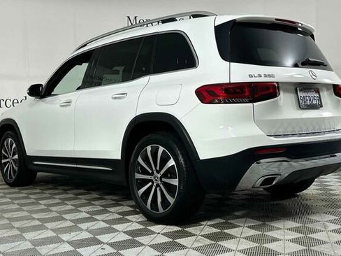 Certified 2022 Mercedes-Benz GLB 250 image 6