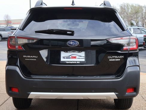 Used 2023 Subaru Outback Limited image 5