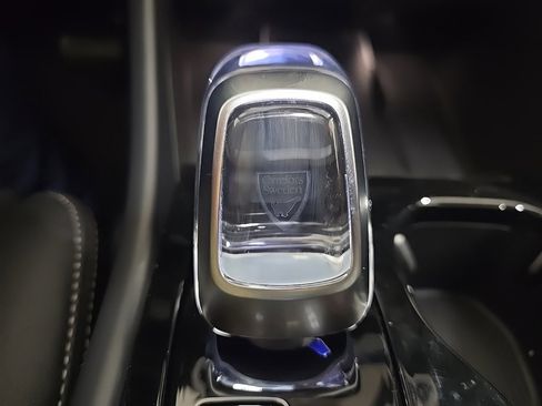 New 2026 Volvo XC40 B5 Plus w/ Climate Package image 13