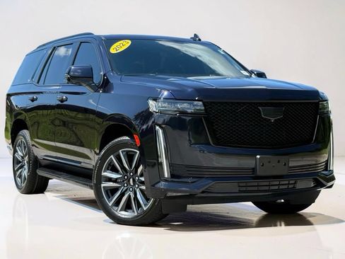 Used 2023 Cadillac Escalade Sport AWD/4WD image 2