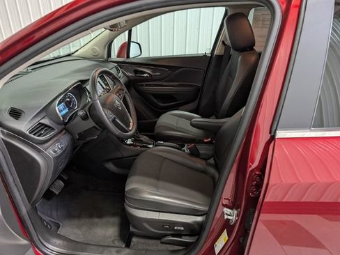 Used 2021 Buick Encore Preferred w/ Safety Package AWD/4WD image 13