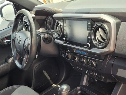 Used 2023 Toyota Tacoma TRD Off-Road AWD/4WD image 29