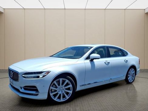 Used 2018 Volvo S90 T6 Inscription w/ Convenience Package AWD/4WD image 2