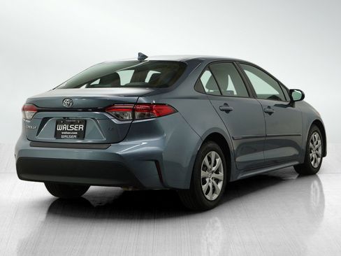Used 2023 Toyota Corolla LE image 5