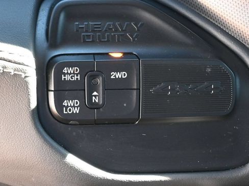 Used 2022 RAM 2500 Limited AWD/4WD image 33