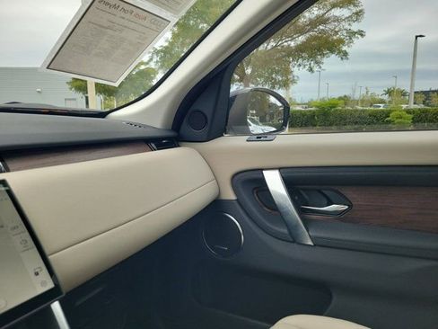 Used 2025 Land Rover Discovery Sport S AWD/4WD image 31