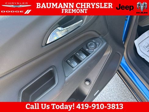 Used 2024 Chevrolet Equinox RS w/ RS Leather Package AWD/4WD image 11