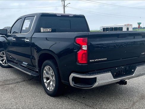 Used 2020 Chevrolet Silverado 1500 LTZ w/ LTZ Plus Package AWD/4WD image 6