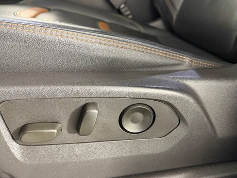 Used 2024 GMC Sierra 2500 AT4 w/ AT4 Preferred Package image 24