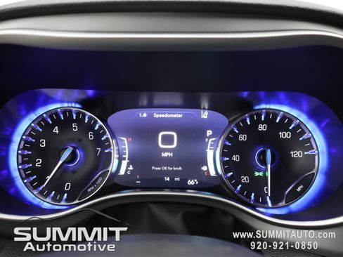 New 2027 Chrysler Pacifica Select AWD/4WD image 11