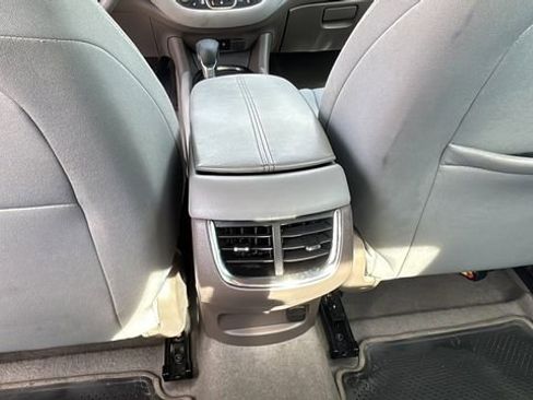 Used 2024 Chevrolet Malibu LT image 20