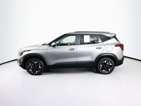 Used 2025 Kia Seltos S image 4