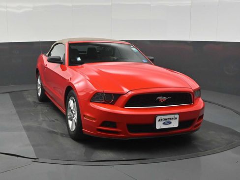 Used 2014 Ford Mustang Convertible w/ Equipment Group 102A RWD image 6