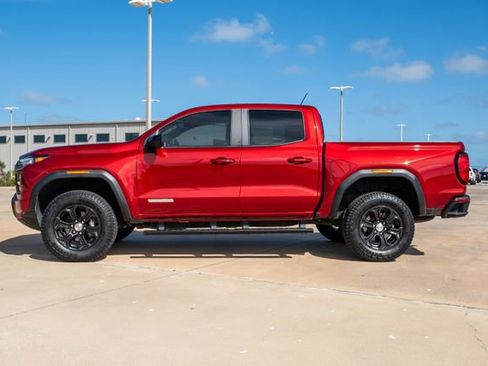Used 2024 GMC Canyon Elevation w/ Elevation Premium Package RWD image 4