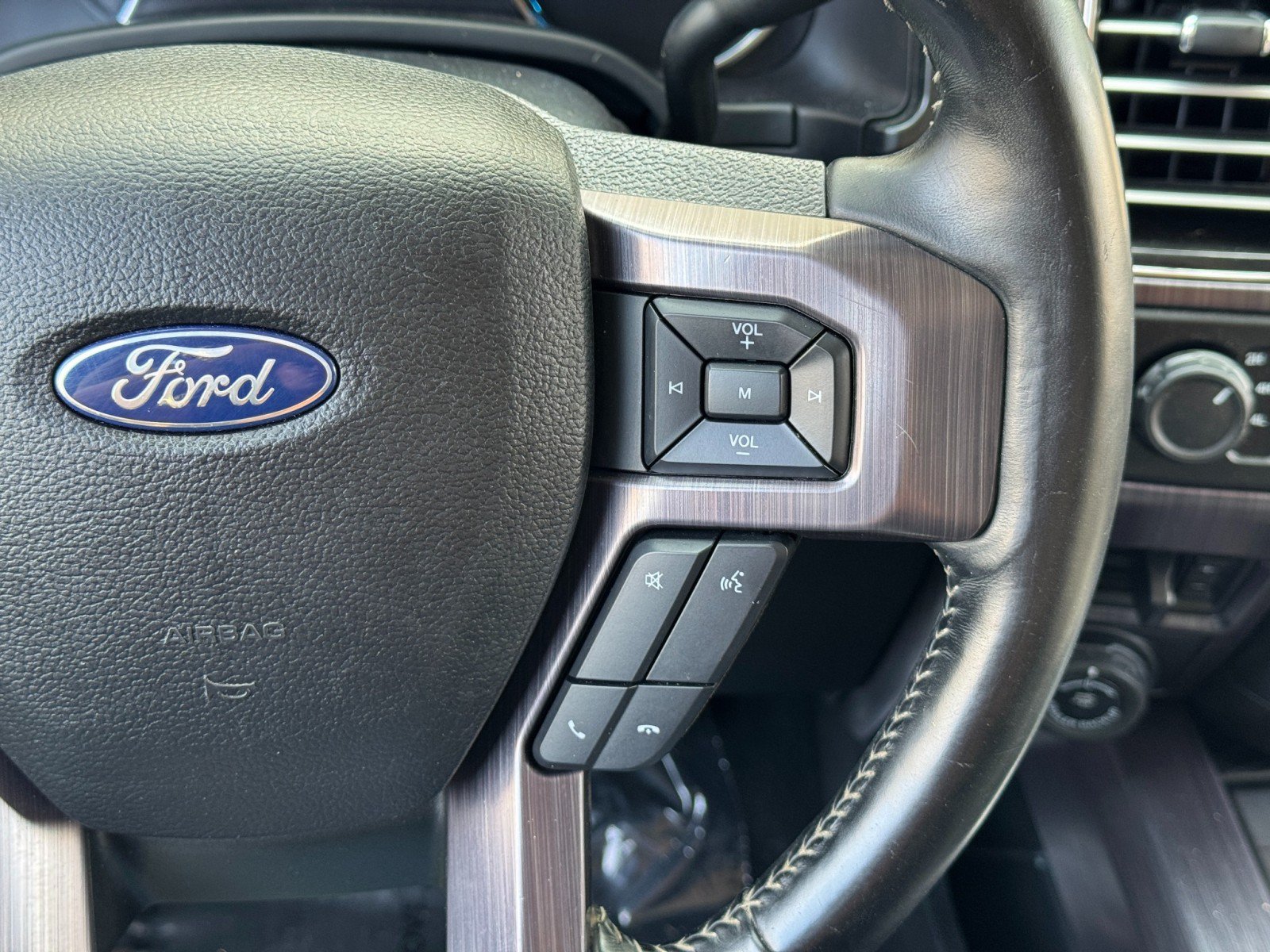 Used 2021 Ford F250 Limited AWD/4WD image 25