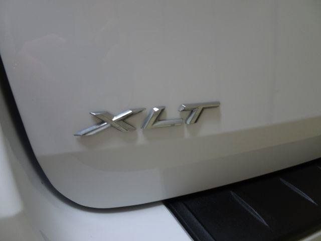 Used 2021 Ford Explorer XLT RWD image 13
