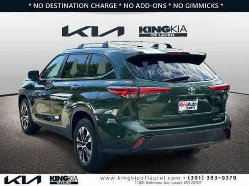Used 2023 Toyota Highlander XLE AWD/4WD image 25