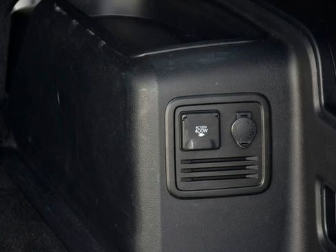 Certified 2024 Toyota 4Runner SR5 Premium image 32