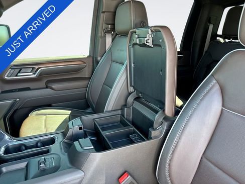 Used 2024 GMC Sierra 2500 Denali AWD/4WD image 21
