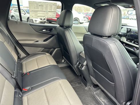 Used 2026 Chevrolet Equinox LT w/ Convenience Package II image 17