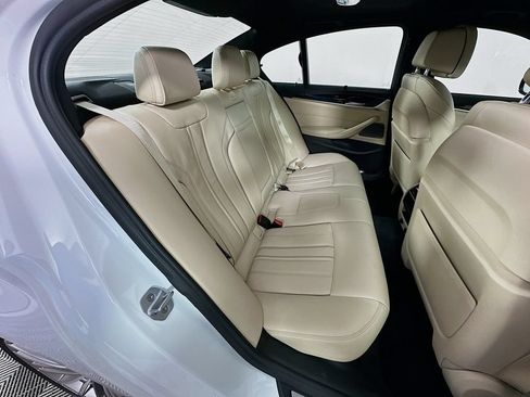Used 2019 BMW 540i w/ Executive Package RWD image 28