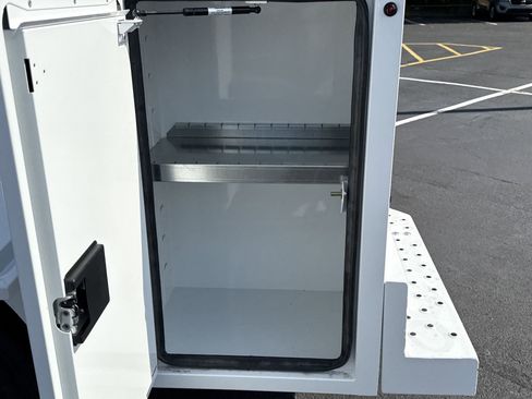 New 2025 Ford F350 XL w/ XL Chrome Package image 21