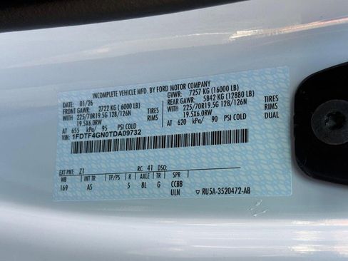 New 2026 Ford F450 XL w/ XL Chrome Package image 25