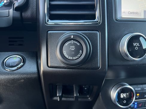 Used 2020 Ford Expedition King Ranch image 27