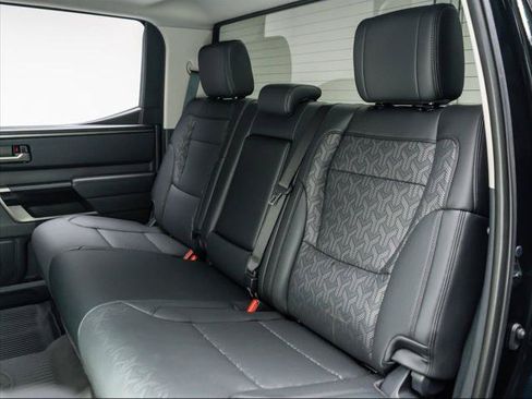Used 2024 Toyota Tundra Limited AWD/4WD image 17