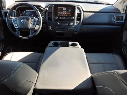 Used 2021 Nissan Titan S w/ S Utility Package image 9