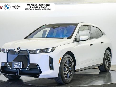 Used 2026 BMW iX xDrive45 w/ M Sport Package AWD/4WD image 1